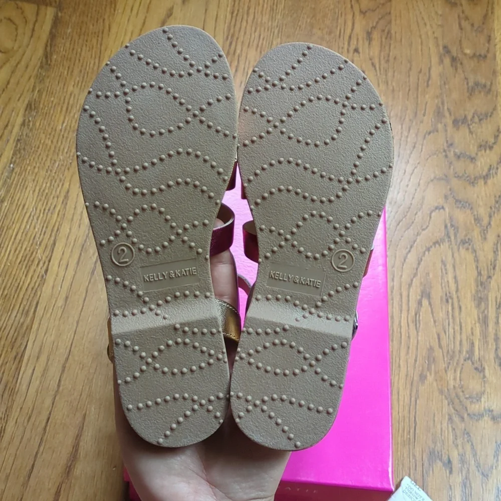 NIB Kelly & Katie Chloe Gladiator Rainbow Sandal Kids Size 2